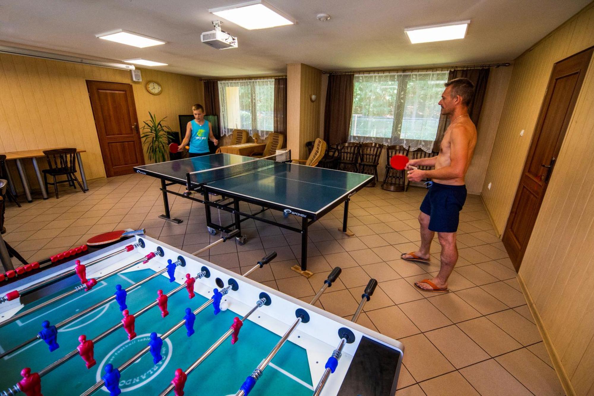 Ponikiew Resort Wadowice Extérieur photo