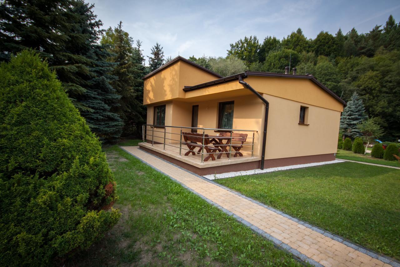 Ponikiew Resort Wadowice Extérieur photo